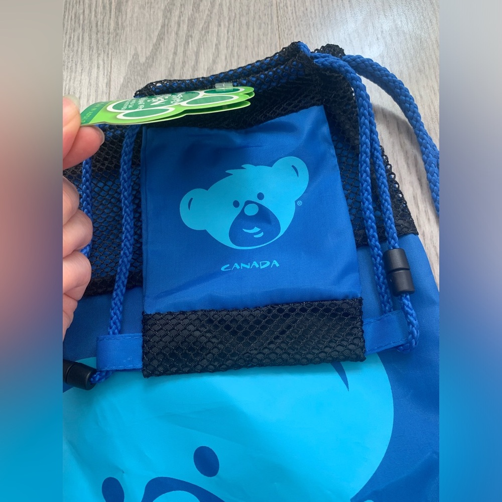 New Build-a-bear Blue Canada Drawstring Backpack - Picture 4 of 8